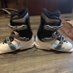 Salomon Ski Boots